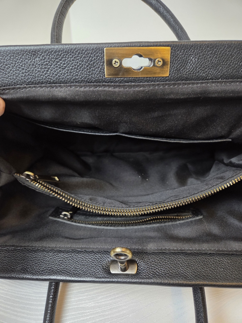 Black Leather Top-Handle Women's Bag with Gold Hardware - Picture 8 of 9